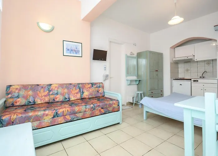 Sunday * Agia Anna (Naxos)