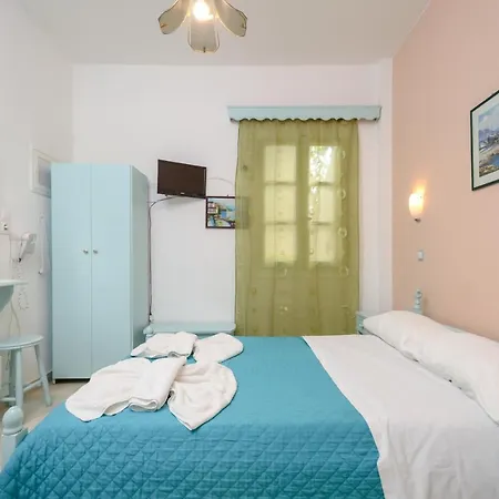 Sunday Agia Anna (Naxos)