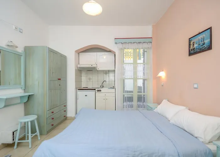 星期天一室公寓酒店 *