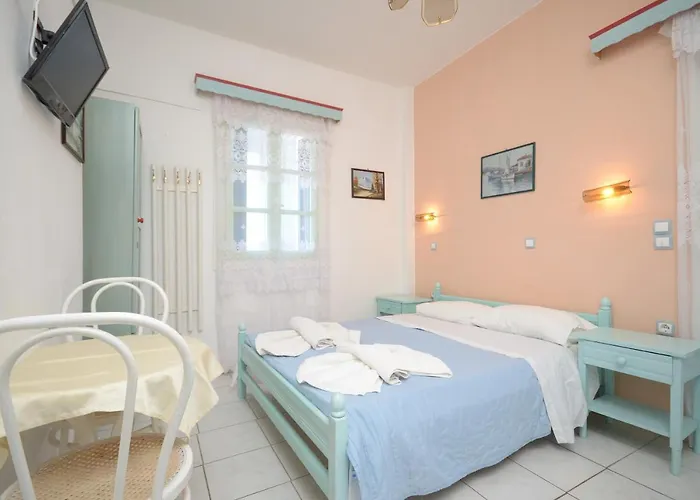 公寓 星期天一室公寓酒店 Agia Anna (Naxos)